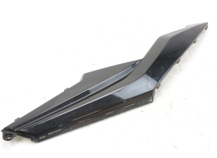 CACHE SOUS SELLE DROIT