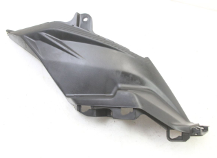 CACHE SOUS SELLE DROIT