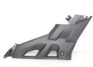 CACHE SOUS SELLE GAUCHE