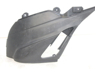 CACHE SOUS SELLE GAUCHE