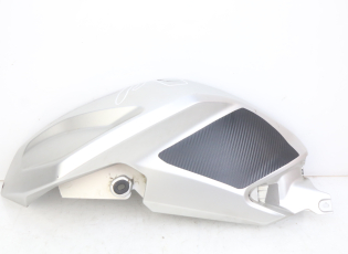 CARENAGE RESERVOIR GAUCHE