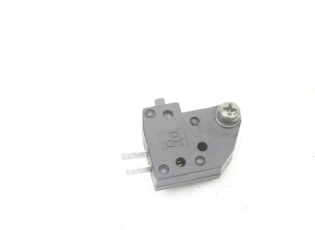 CONTACTEUR FEU STOP ARRIERE