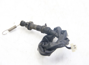 CONTACTEUR FEU STOP ARRIERE