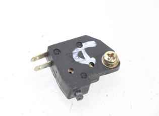 CONTACTEUR FEU STOP DROIT