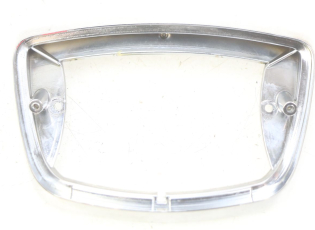 ENTOURAGE FEU ARRIERE