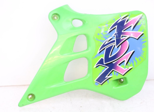 FLANC LATERAL AVANT DROIT