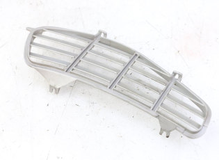 GRILLE RADIATEUR DROITE