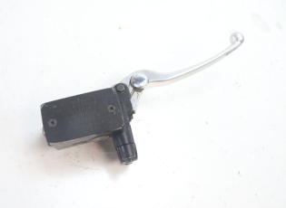 MAITRE CYLINDRE AVANT