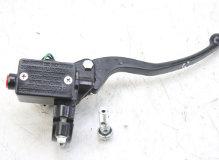 MAITRE CYLINDRE AVANT