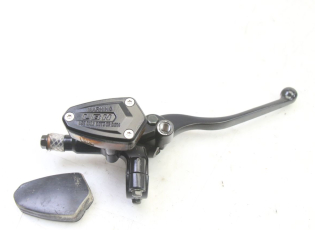 MAITRE CYLINDRE AVANT