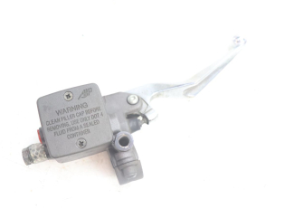 MAITRE CYLINDRE AVANT