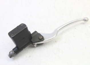 MAITRE CYLINDRE FREIN ARRIERE