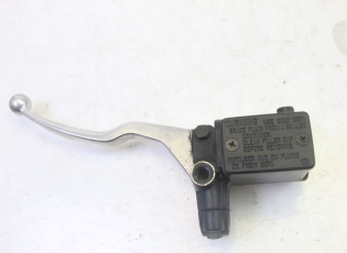 MAITRE CYLINDRE FREIN ARRIERE