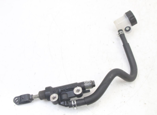 MAITRE CYLINDRE FREIN ARRIERE