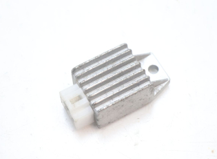 REGULATEUR CHARGE