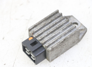 REGULATEUR CHARGE