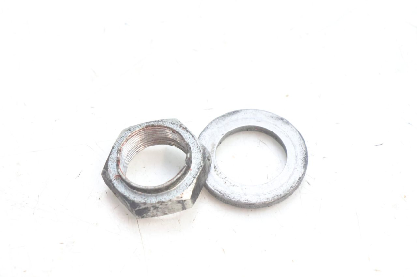 photo de SPROCKET OUTPUT SHAFT NUT YAMAHA FZ8 800 (2010 - 2016) - Component detail