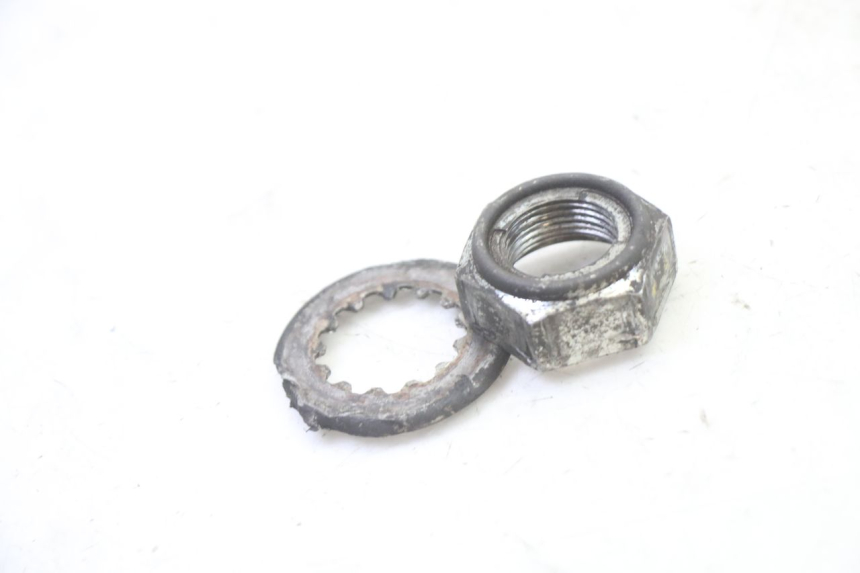 photo de SPROCKET OUTPUT SHAFT NUT SUZUKI SV S 650 (2003 - 2009) - Component detail