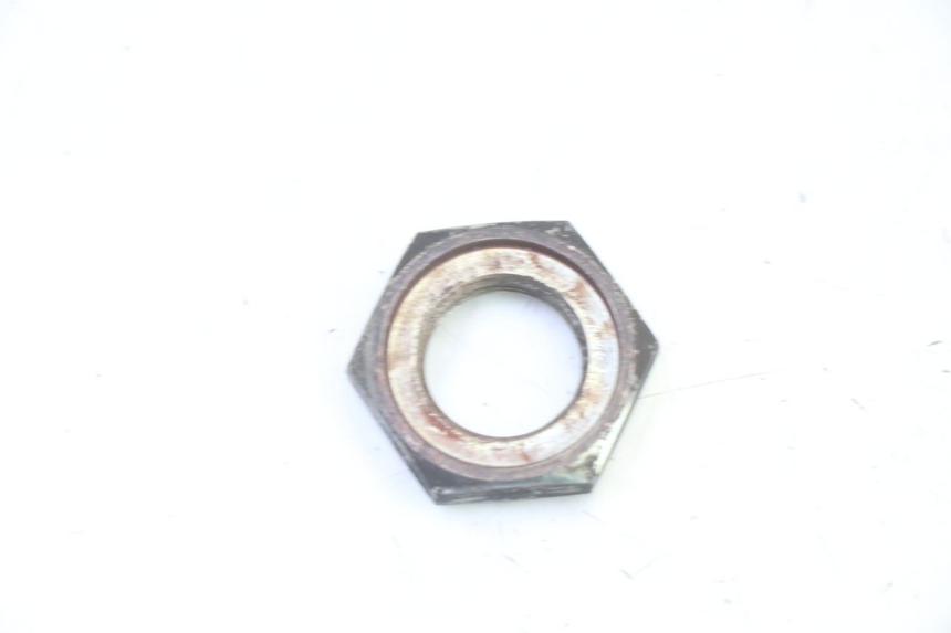 photo de SPROCKET OUTPUT SHAFT NUT YAMAHA TDM ABS 900 (2002 - 2014) - Alternative perspective