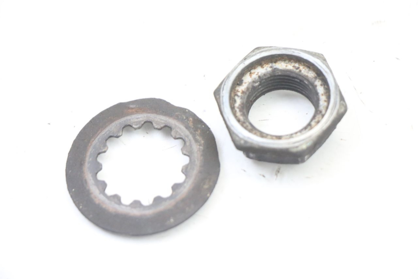 photo de SPROCKET OUTPUT SHAFT NUT KAWASAKI ZR7 ZR-7 S 750 (1999 - 2004) - Alternative perspective