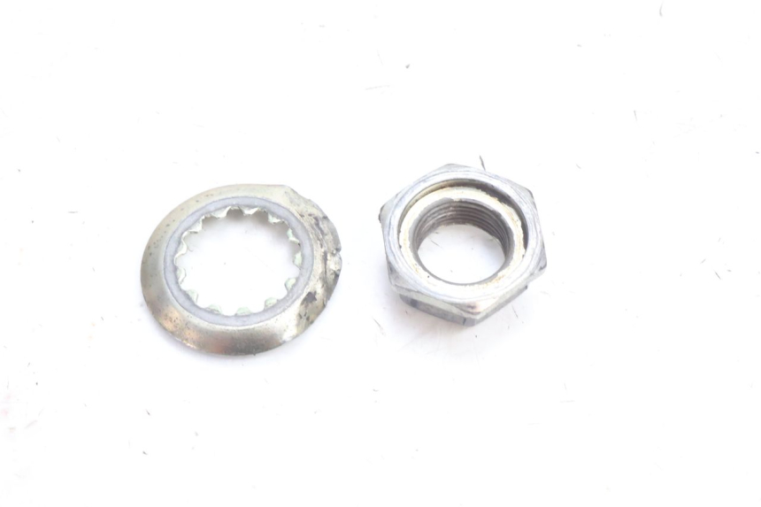 photo de SPROCKET OUTPUT SHAFT NUT KAWASAKI ZZR 600 (1995 - 2004) - Alternative perspective