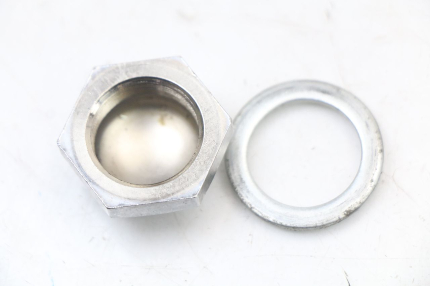 photo de FORK CROWN NUT HYOSUNG GTR 125 (2006 - 2008) - Zoom on usage condition