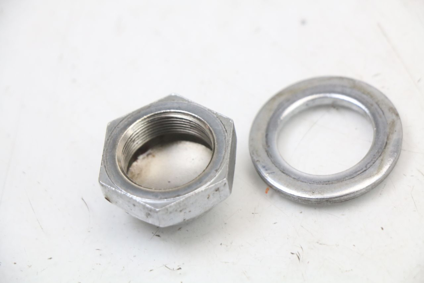photo de FORK CROWN NUT KAWASAKI ZR7 ZR-7 S 750 (1999 - 2004) - Alternative perspective
