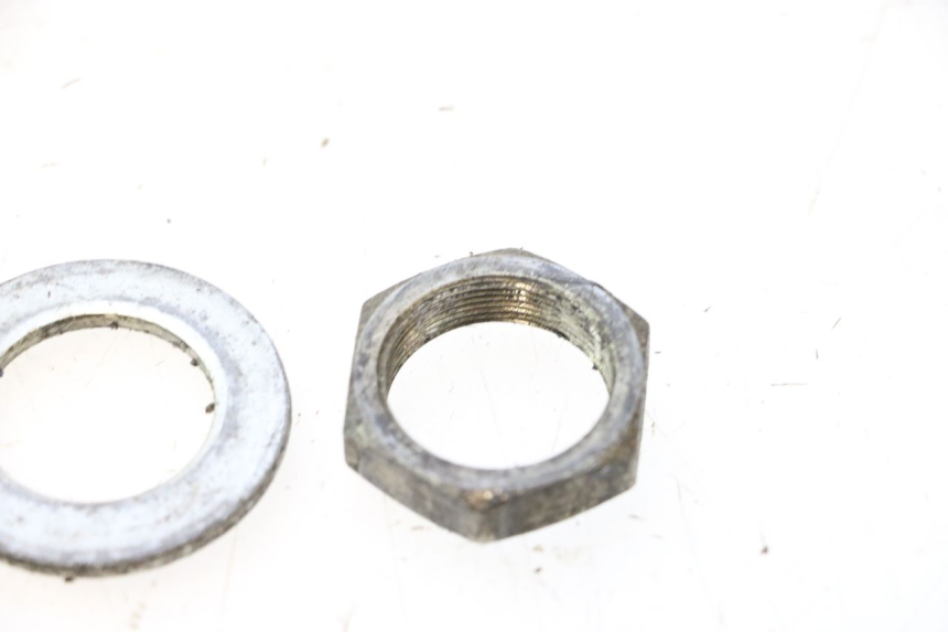 photo de FORK CROWN NUT HONDA ST PAN EUROPEAN 1100 (1990 - 2002) - Zoom on usage condition