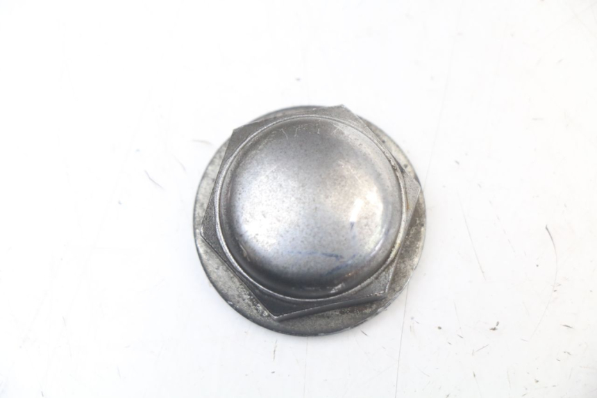 photo de FORK CROWN NUT SUZUKI GSR 750 (2011 - 2017) - Zoom on usage condition