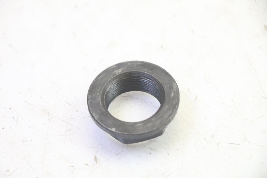 photo de FORK CROWN NUT YAMAHA TTR 125 (2000 - 2020) - Zoom on usage condition