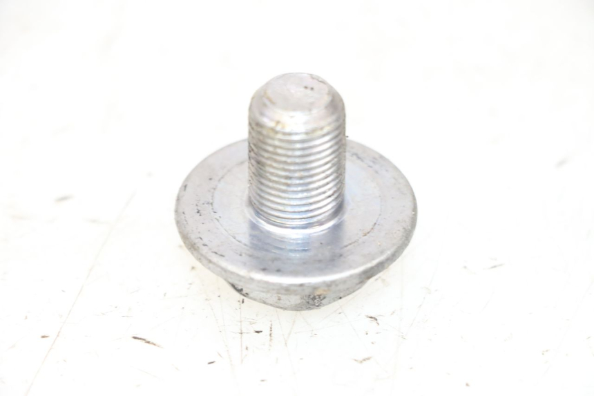 photo de FORK CROWN NUT YAMAHA TZR 50 (2008 - 2016) - Technical close-up