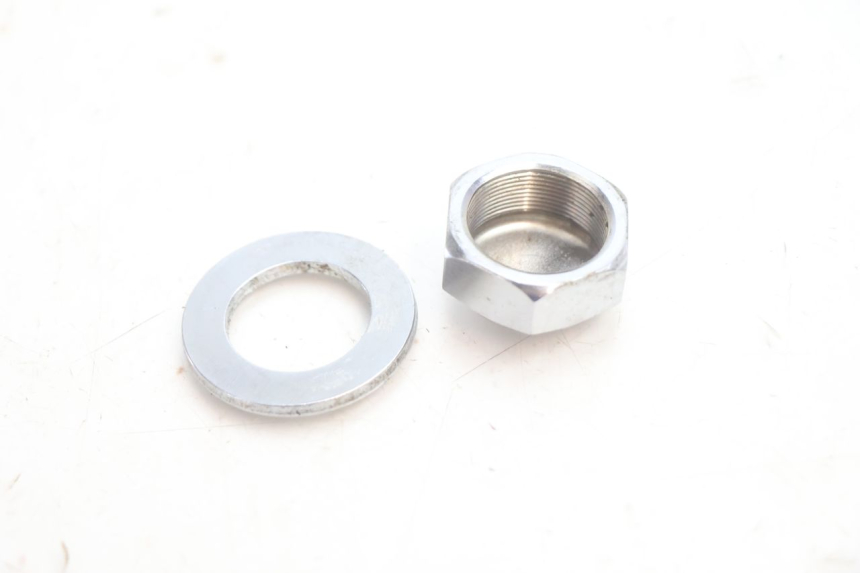 photo de FORK CROWN NUT HONDA XLV VARADERO 125 (2007 - 2012) - Technical close-up