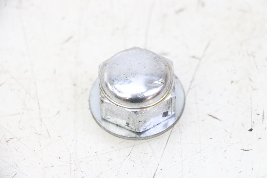 photo de FORK CROWN NUT YAMAHA FZS FAZER 600 (2001 - 2003) - Zoom on usage condition