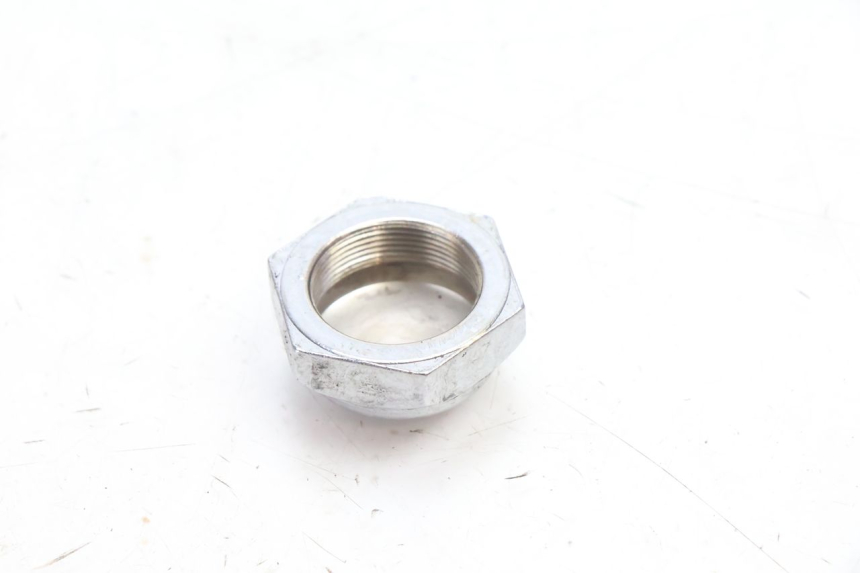 photo de FORK CROWN NUT KAWASAKI ZZR 600 (1995 - 2004) - Zoom on usage condition