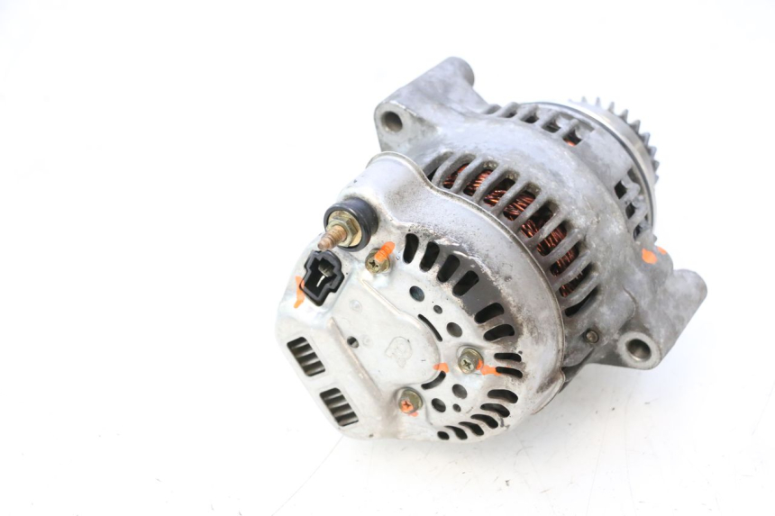 photo de ALTERNATOR SUZUKI GSF N BANDIT 1200 (2001 - 2005) - Fixing points details