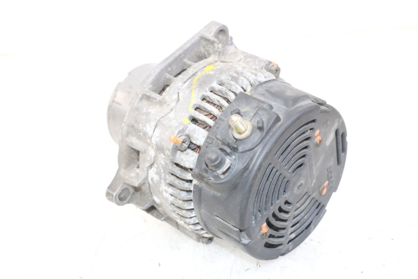 photo de ALTERNATOR BMW K 75 RT 750 (1989 - 1997) - Fixing points details