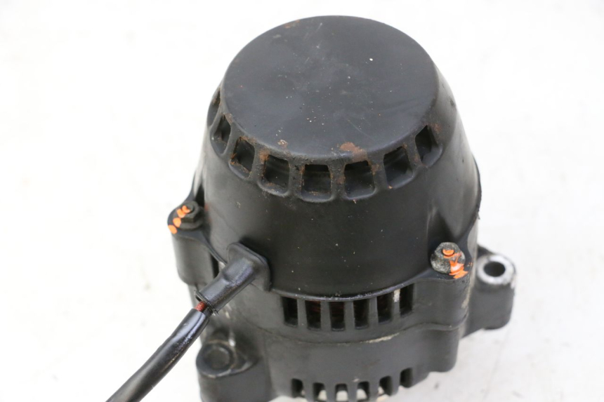 photo de ALTERNATOR TRIUMPH SPRINT 900 (1995 - 1998) - Component detail