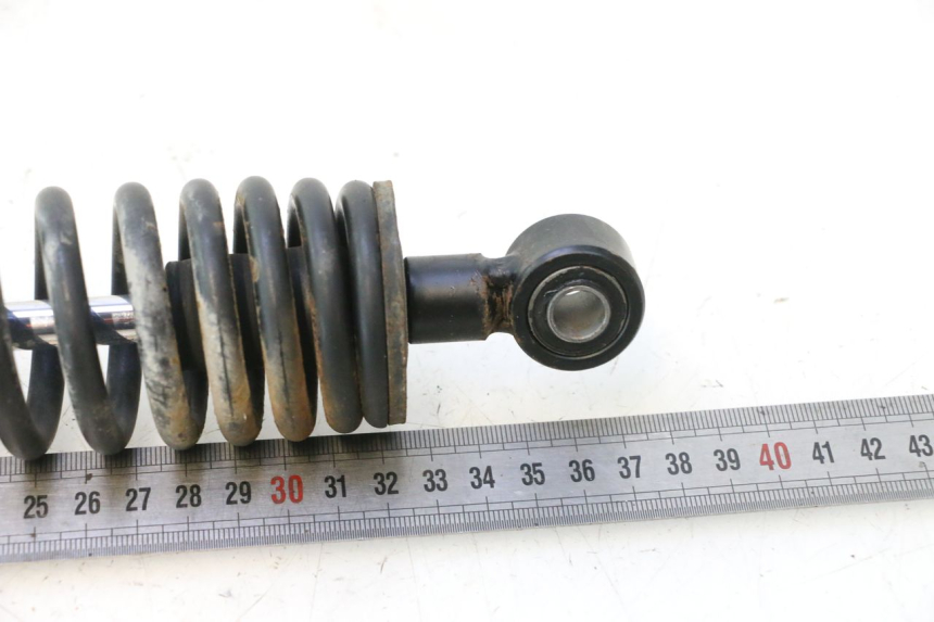 photo de REAR SHOCK ABSORBER PEUGEOT CITYSTAR 2T 50 (2018 - 2021) - Surface and material condition
