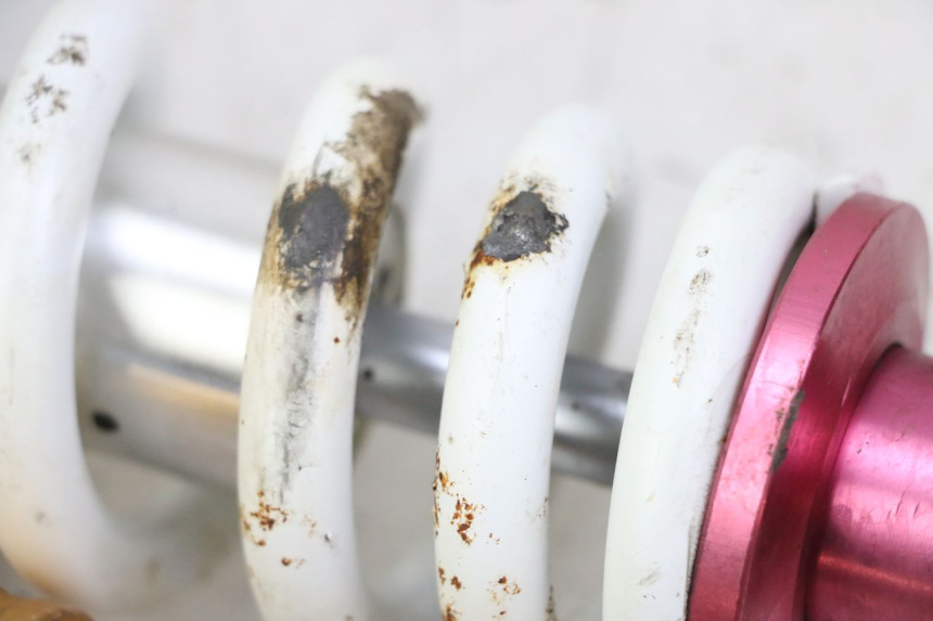 photo de REAR SHOCK ABSORBER LONCIN DIRT BIKE 125 - Alternative perspective