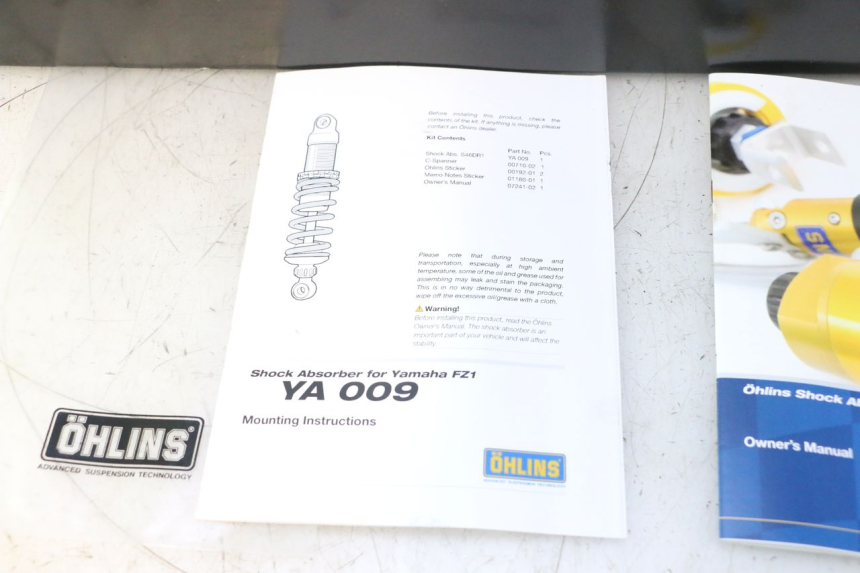 photo de REAR SHOCK ABSORBER YAMAHA FZ8 800 (2010 - 2016) - Detailed visual inspection