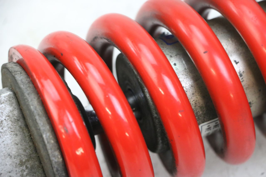 photo de REAR SHOCK ABSORBER HONDA CBR F 1000 (1993 - 1996) - Alternative perspective