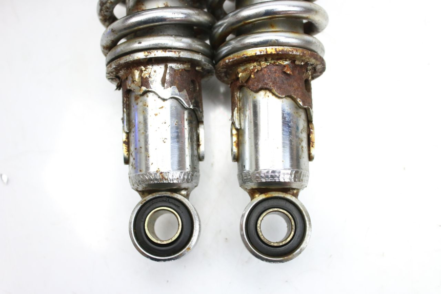 photo de REAR SHOCK ABSORBER SYM HUSKY 125 (1999 - 2005) - Technical close-up