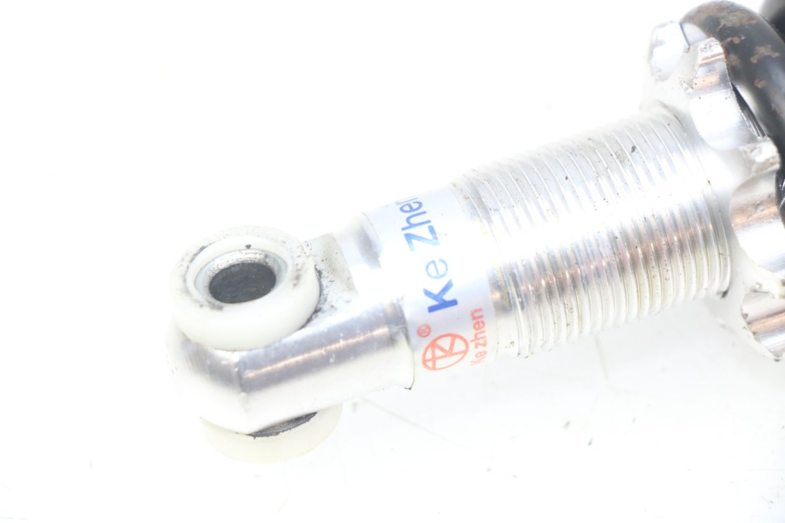 photo de REAR SHOCK ABSORBER POCKET BIKE KXD 50 - Fixing points details