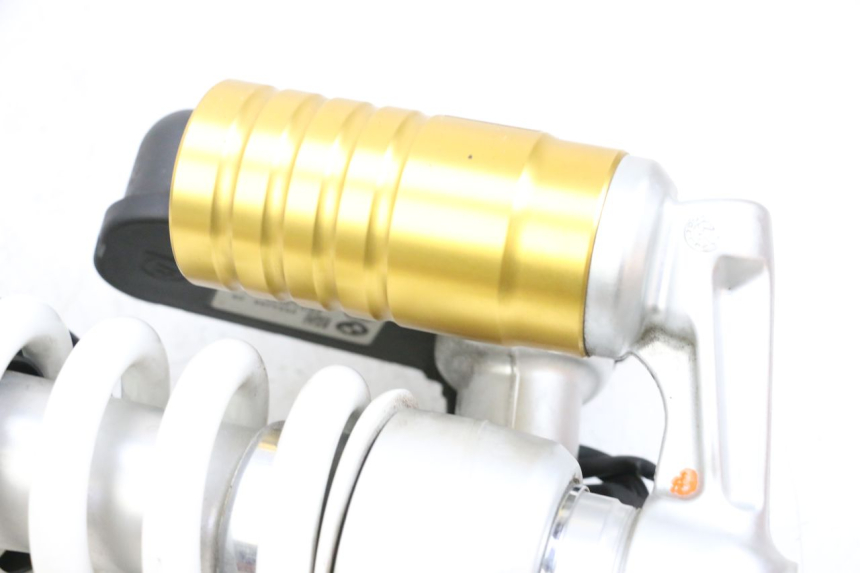 photo de REAR SHOCK ABSORBER BMW R GS 1250 (2021 - 2024) - Detailed visual inspection