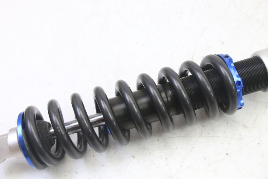 photo de REAR SHOCK ABSORBER APOLLO RFZ 150 - Alternative perspective