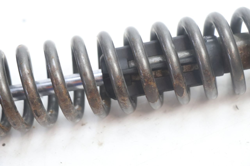 photo de REAR SHOCK ABSORBER YAMAHA SLIDER 50 (1999 - 2004) - Fixing points details