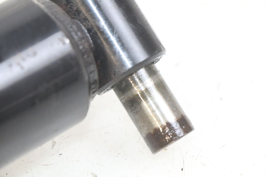 photo de REAR SHOCK ABSORBER DAELIM VJ ROADWIN FI 125 (2008 - 2017) - Zoom on usage condition