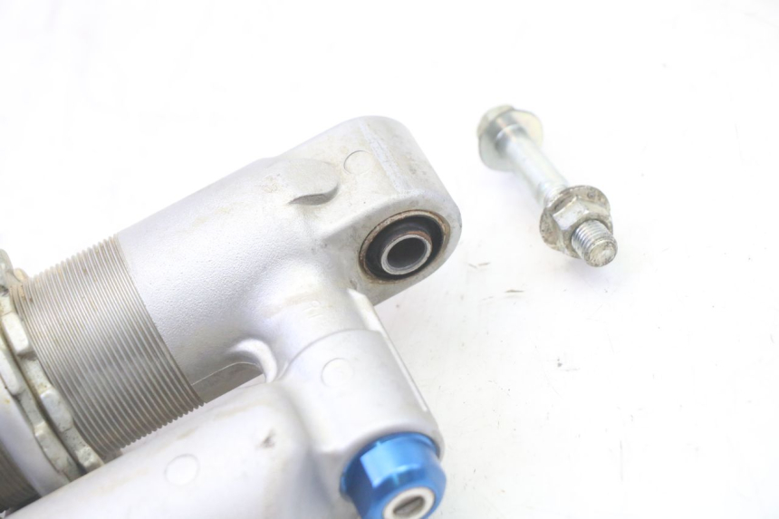 photo de REAR SHOCK ABSORBER YAMAHA YZ 85 (2022 - 2025) - Surface and material condition