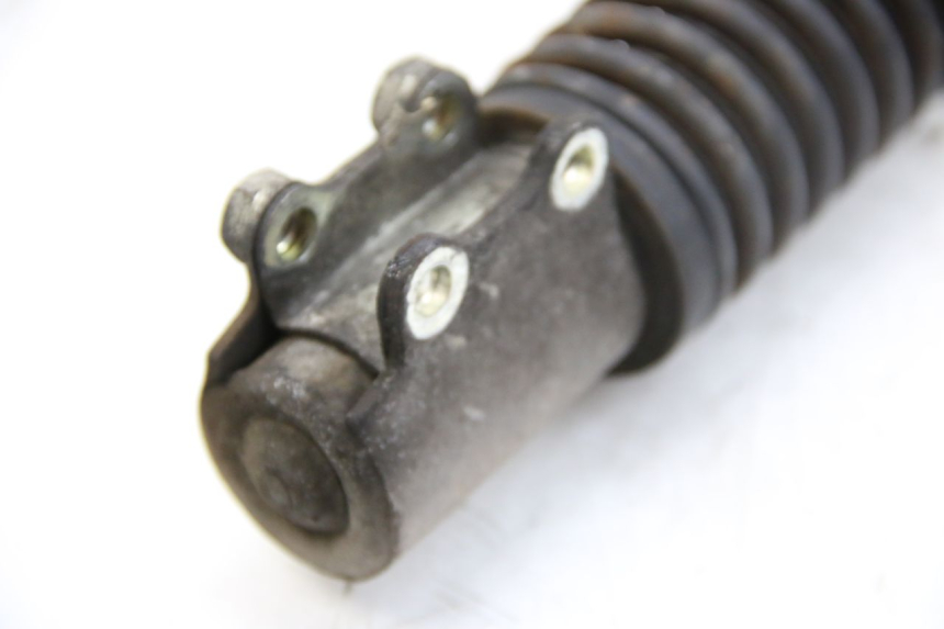 photo de FRONT SHOCK ABSORBER PIAGGIO VESPA GRANTURISMO 125 (2003 - 2007) - Zoom on usage condition