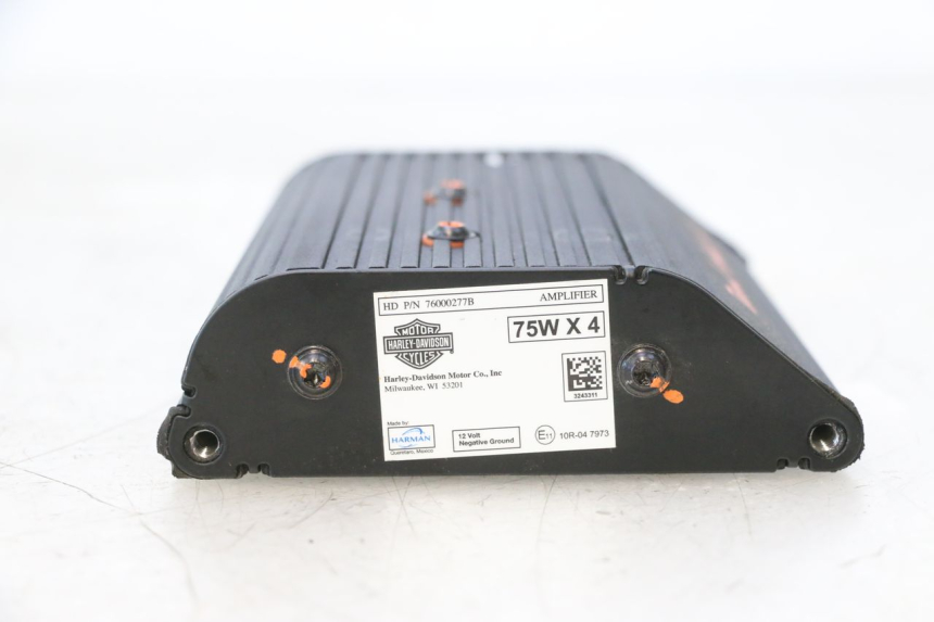 photo de AMPLIFIER HARLEY DAVIDSON ROAD GLIDE FLTRXSE 1920 (2018 - 2022) - Zoom on usage condition